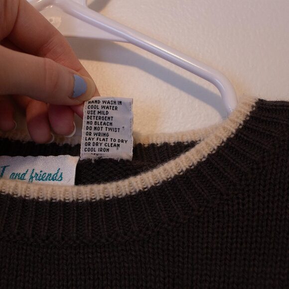 Kawaii VTG Bear Sweater AJ Friends Ribbon Cozy 90s Wool Blend M | Soft Autumn - Picture 6 of 10